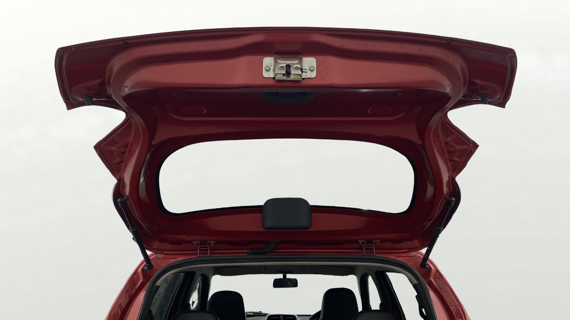 View 2017 Renault Kwid RXL 1.0 Image 16 Used 2017 Renault Kwid RXL 1.0 Image 16