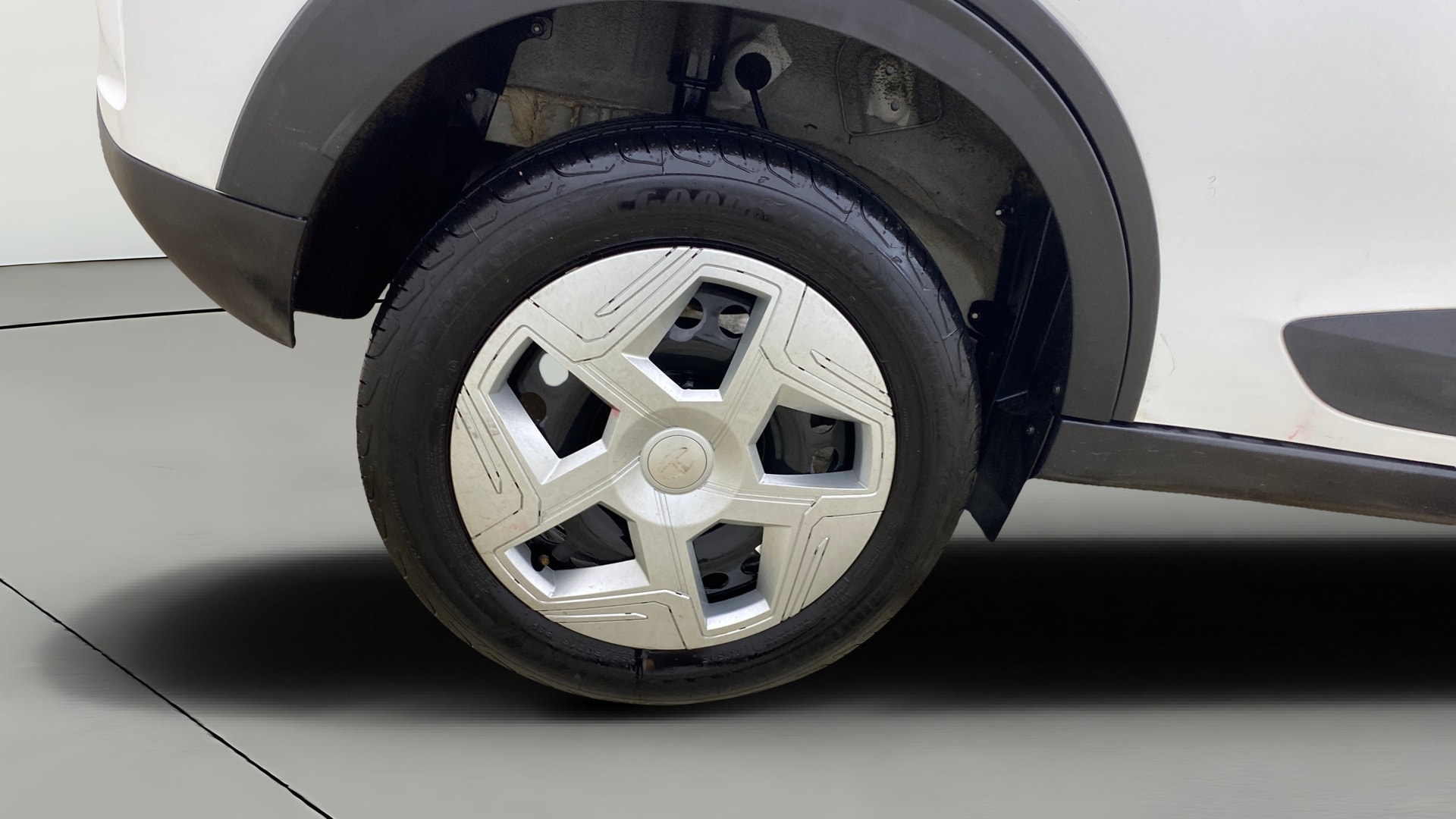 View 2025 Tata Nexon Revotron XE Image 24 Used 2025 Tata Nexon Revotron XE Image 24