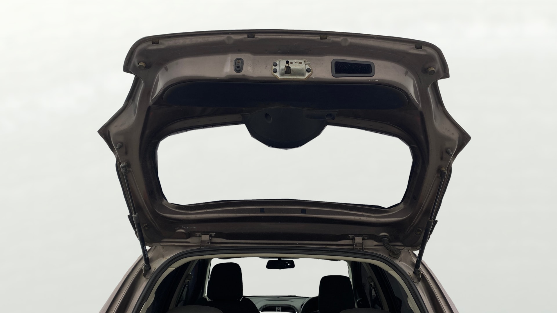 View 2020 Tata Tiago Revotorq XB Image 16 Used 2020 Tata Tiago Revotorq XB Image 16