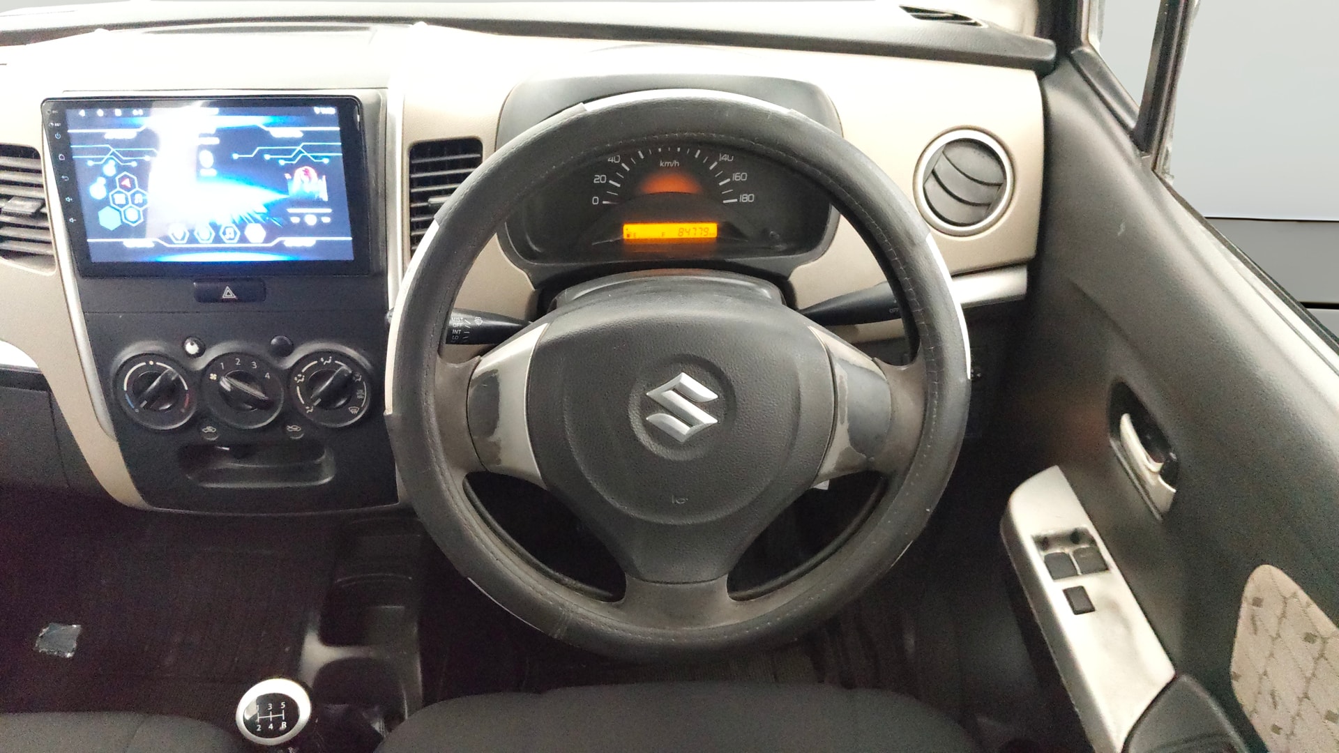 View 2015 Maruti Suzuki 1000 Base Variant Image 20 Used 2015 Maruti Suzuki 1000 Base Variant Image 20
