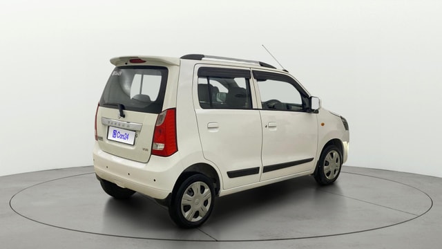 View Maruti Suzuki 1000 Image 41 Used Maruti Suzuki 1000 Image 41