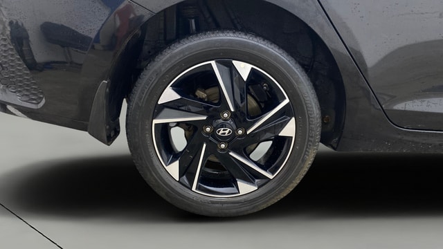 View Hyundai Verna Image 25 Used Hyundai Verna Image 25