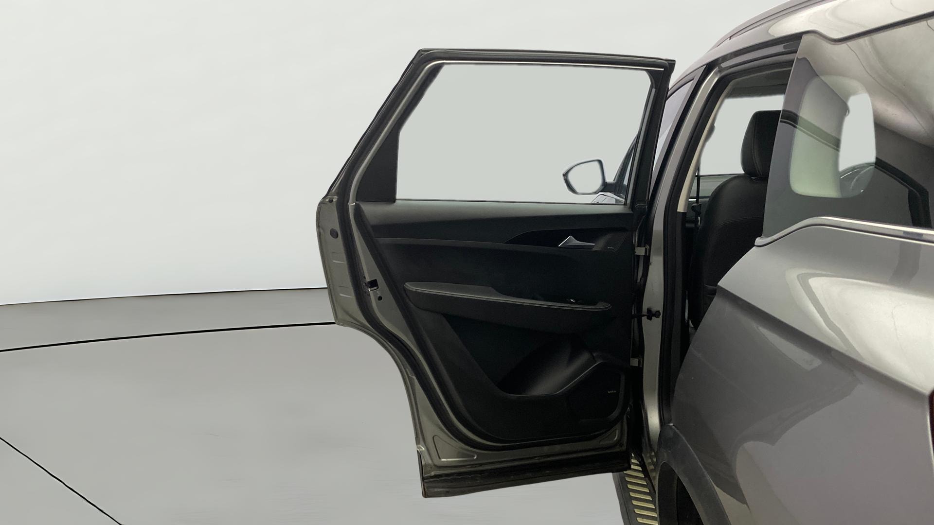 View 2019 MG Hector Sharp Hybrid BS IV Image 15 Used 2019 MG Hector Sharp Hybrid BS IV Image 15