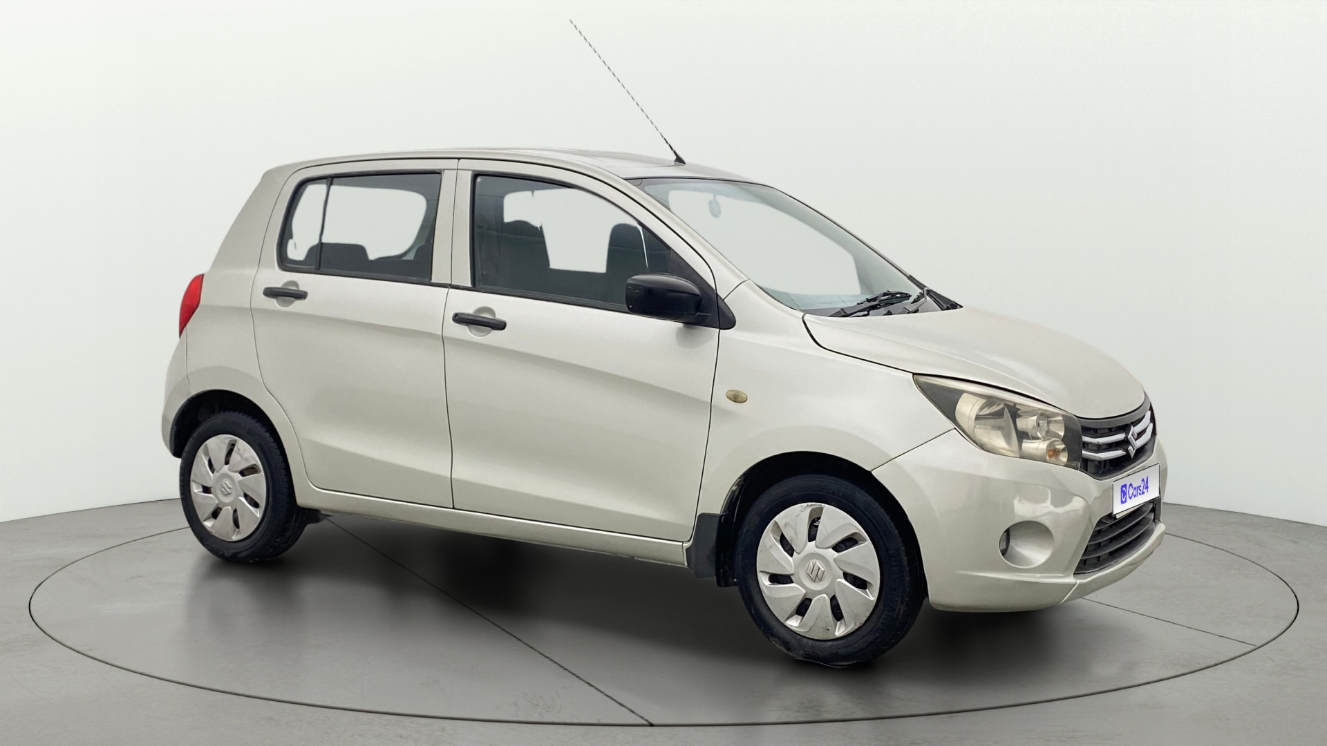 View 2015 Maruti Suzuki 1000 Base Variant Image 35 Used 2015 Maruti Suzuki 1000 Base Variant Image 35