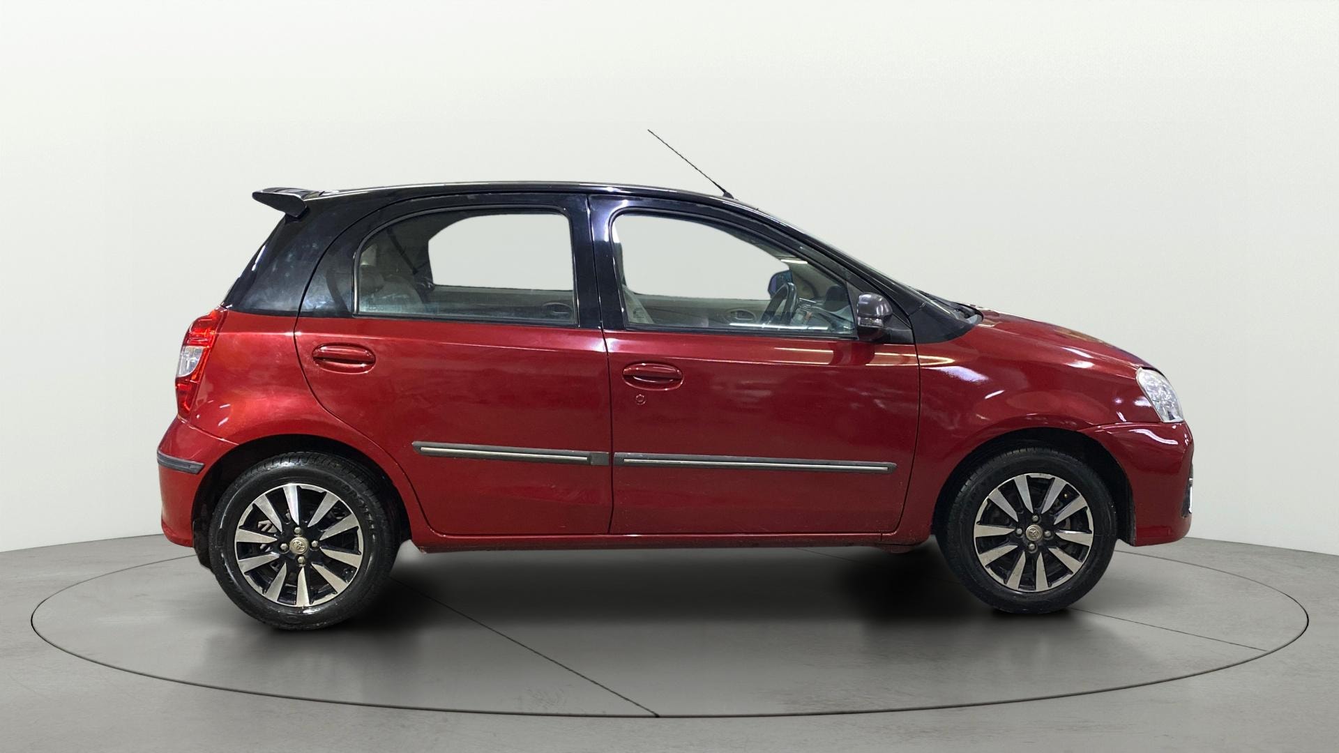 View 2019 Toyota Etios Liva V Image 8 Used 2019 Toyota Etios Liva V Image 8