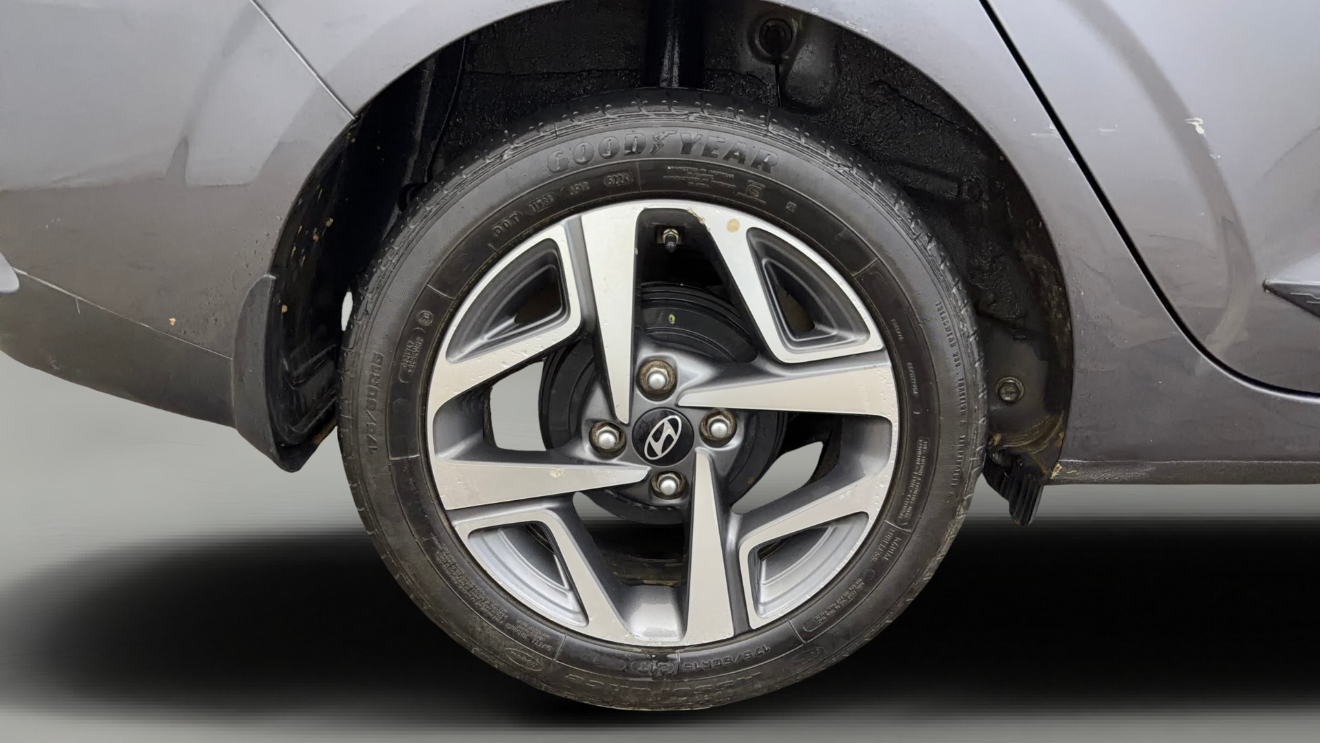 View 2025 Hyundai Aura SX MT CNG Image 24 Used 2025 Hyundai Aura SX MT CNG Image 24