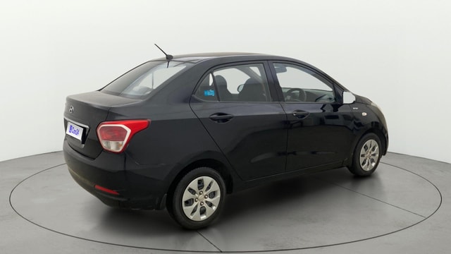 View Hyundai Xcent Image 42 Used Hyundai Xcent Image 42