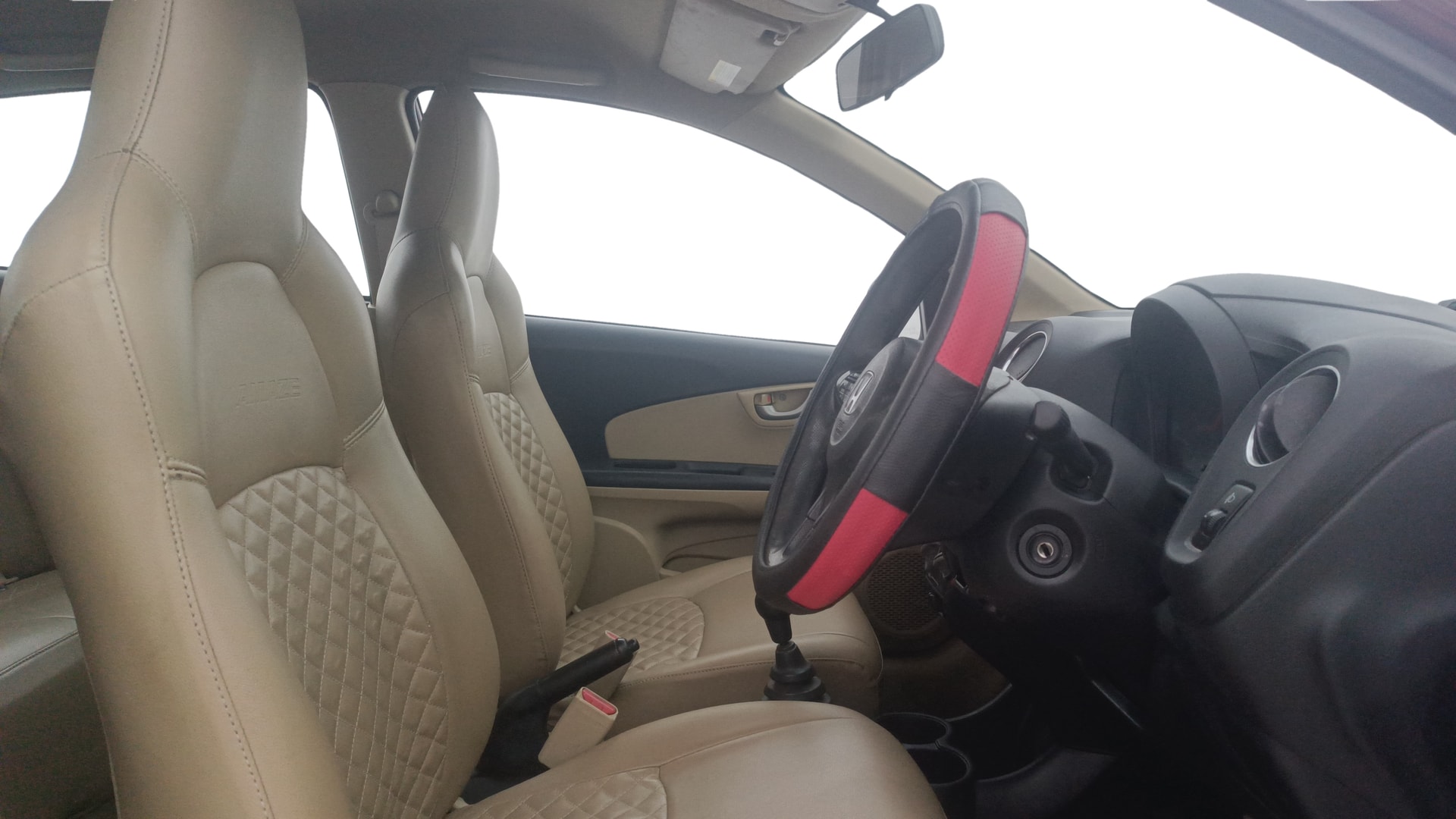 View 2014 Honda Amaze E MT Petrol BS IV Image 25 Used 2014 Honda Amaze E MT Petrol BS IV Image 25