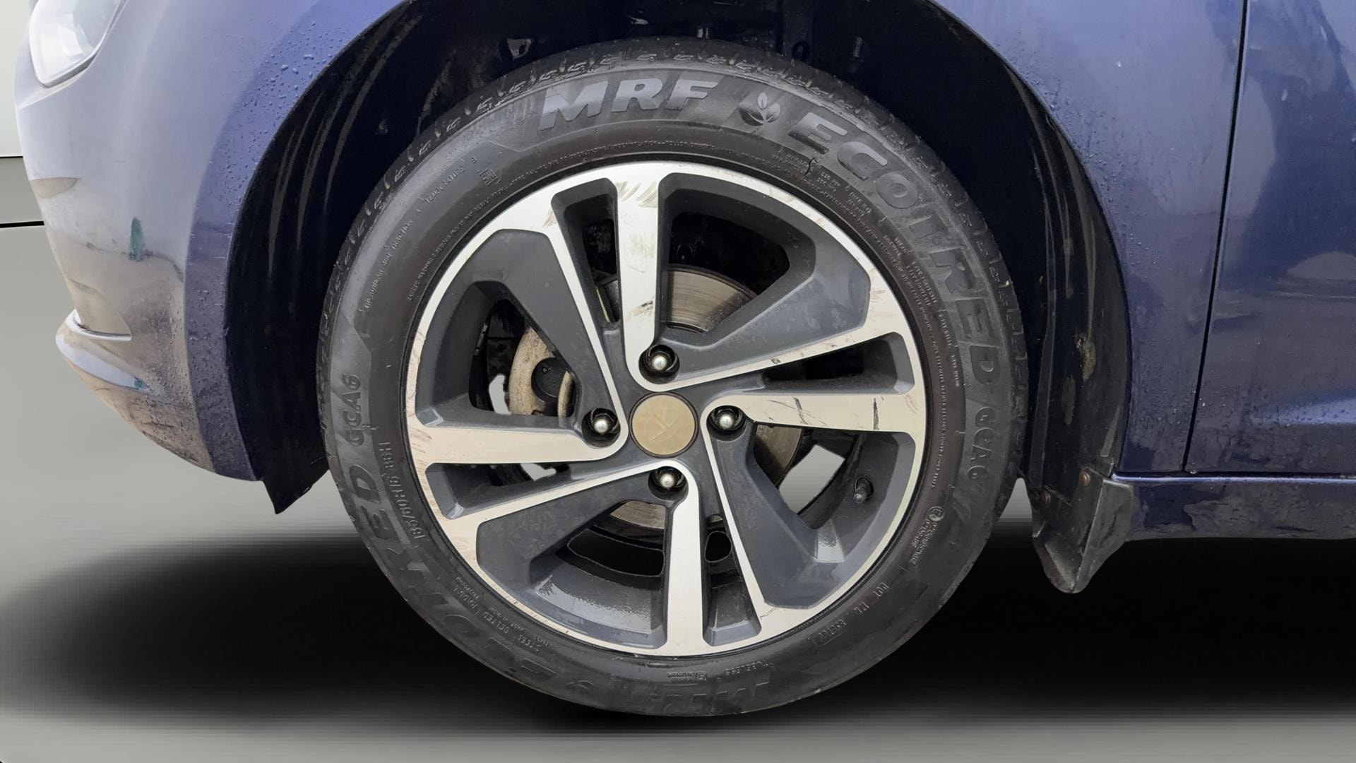 View 2024 Tata Altroz XZ Petrol Image 34 Used 2024 Tata Altroz XZ Petrol Image 34