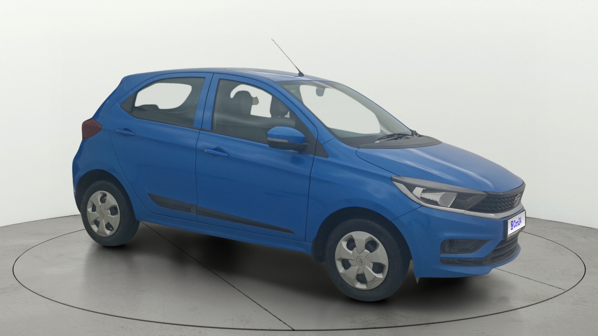View 2020 Tata Tiago Revotorq XB Image 21 Used 2020 Tata Tiago Revotorq XB Image 21