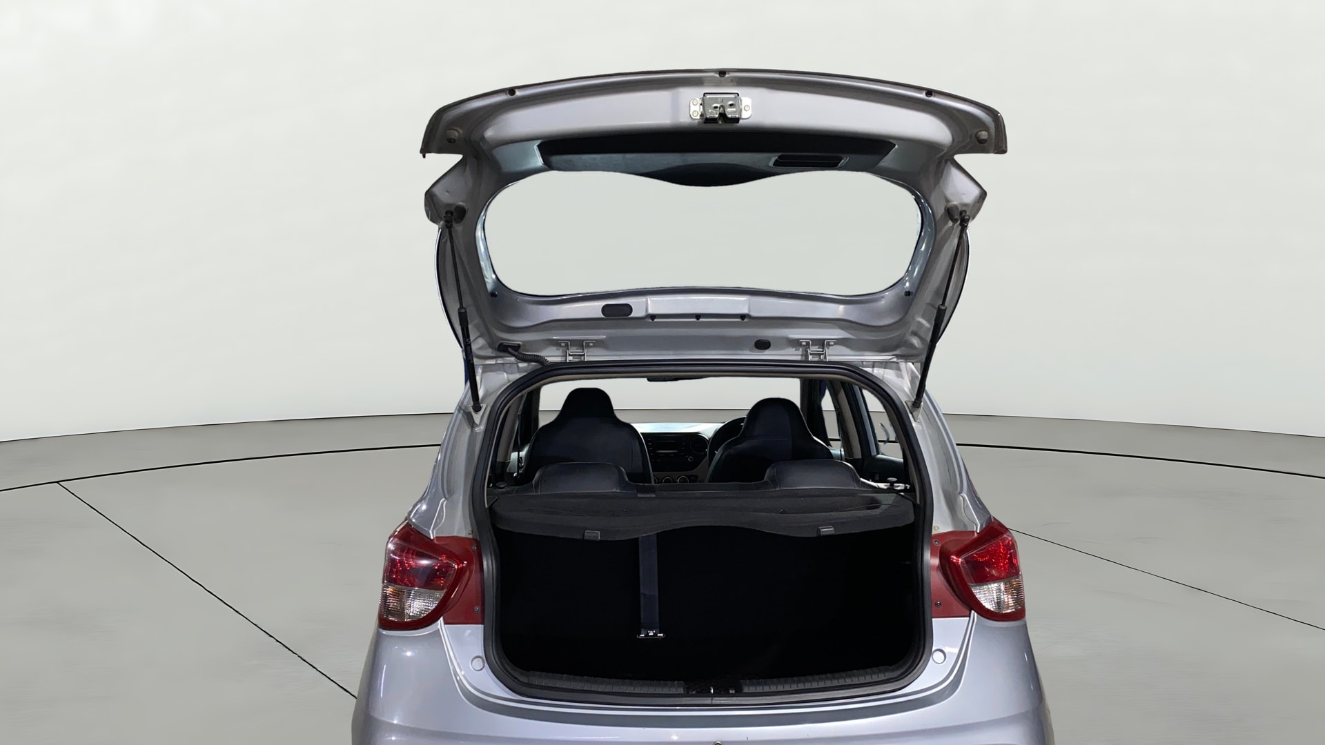 View 2019 Hyundai Grand i10 Magna 1.2 Kappa VTVT Image 37 Used 2019 Hyundai Grand i10 Magna 1.2 Kappa VTVT Image 37