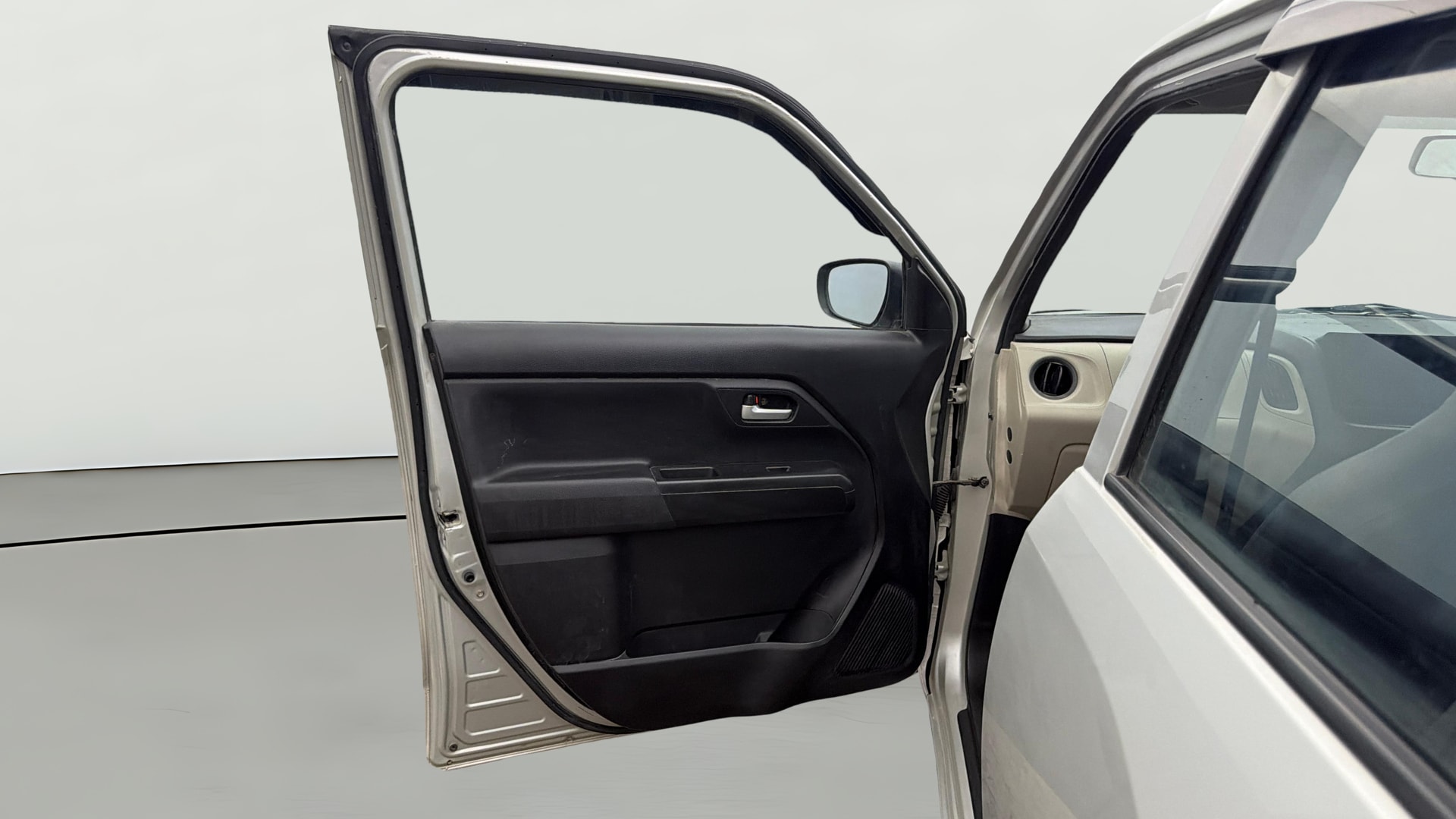 View 2020 Maruti Suzuki 1000 Base Variant Image 31 Used 2020 Maruti Suzuki 1000 Base Variant Image 31