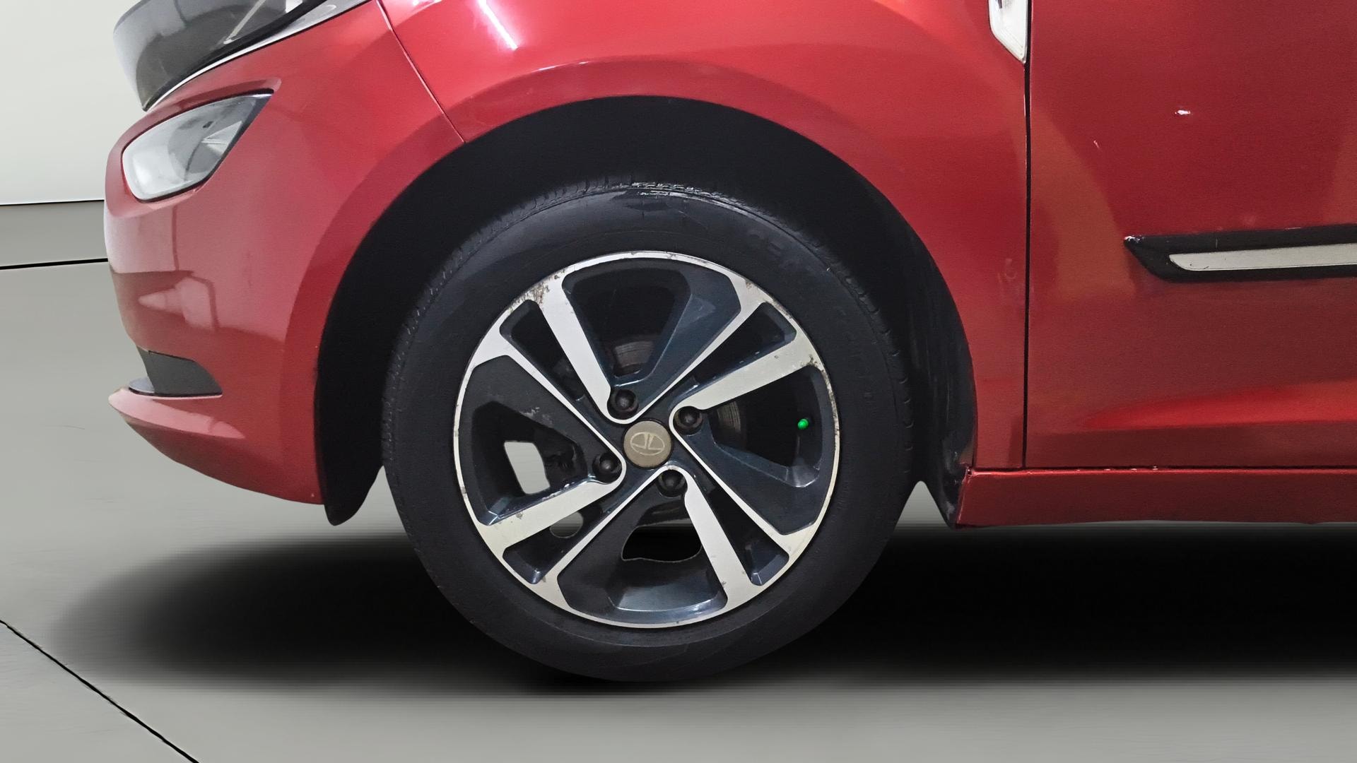 View 2020 Tata Altroz XZ Petrol Image 35 Used 2020 Tata Altroz XZ Petrol Image 35
