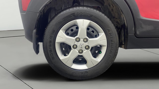 View Mahindra XUV 3XO Image 24 Used Mahindra XUV 3XO Image 24