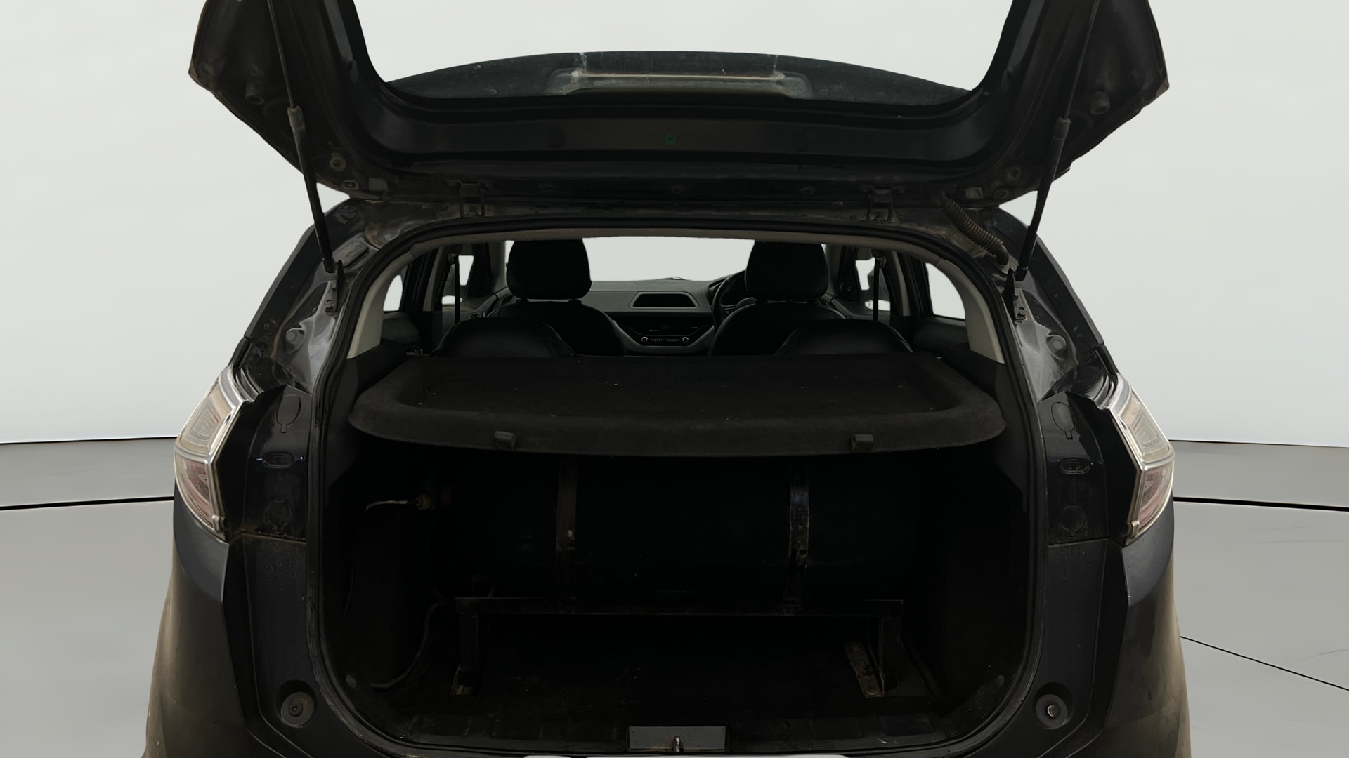 View 2019 Tata Nexon Revotron XM Image 36 Used 2019 Tata Nexon Revotron XM Image 36