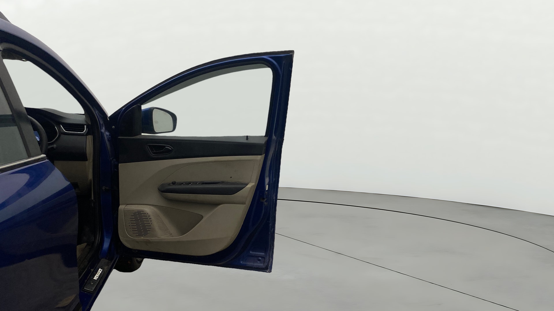 View 2019 Renault Triber RXT Image 45 Used 2019 Renault Triber RXT Image 45
