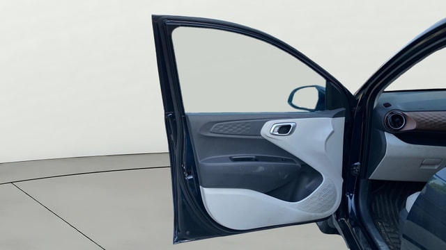 View Hyundai Aura Image 37 Used Hyundai Aura Image 37
