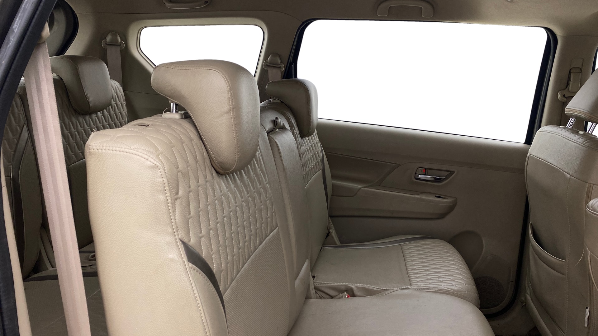View 2019 Maruti Suzuki 1000 Base Variant Image 30 Used 2019 Maruti Suzuki 1000 Base Variant Image 30