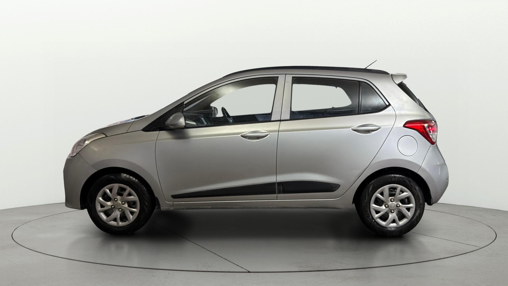 Used 2019 Hyundai Grand i10 Used 2019 Hyundai Grand i10