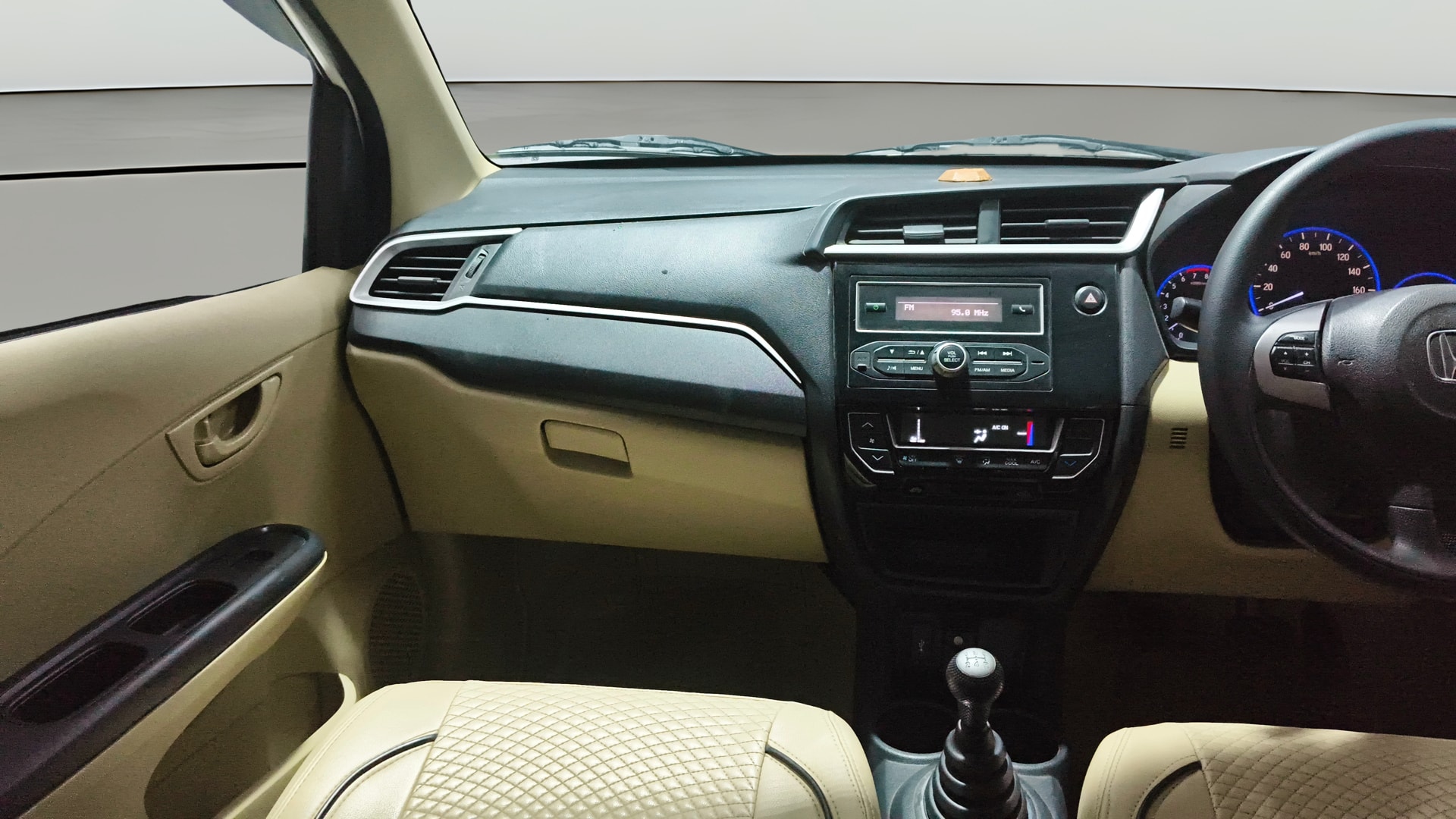 View 2017 Honda Amaze E MT Petrol BS IV Image 17 Used 2017 Honda Amaze E MT Petrol BS IV Image 17