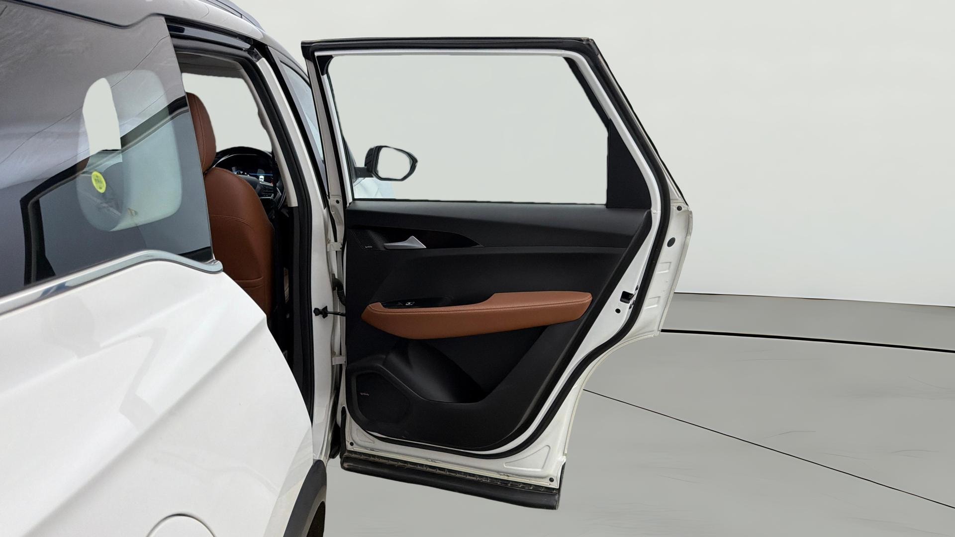 View 2022 MG Hector Plus Sharp CVT Petrol Image 6 Used 2022 MG Hector Plus Sharp CVT Petrol Image 6