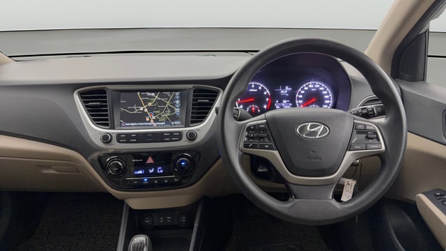 View Hyundai Verna Image 21 Used Hyundai Verna Image 21