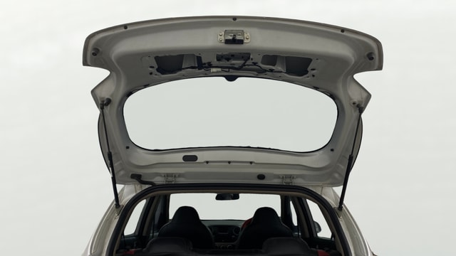 View Hyundai Grand i10 Image 16 Used Hyundai Grand i10 Image 16