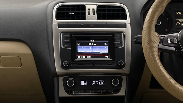 View Volkswagen Polo Image 17 Used Volkswagen Polo Image 17