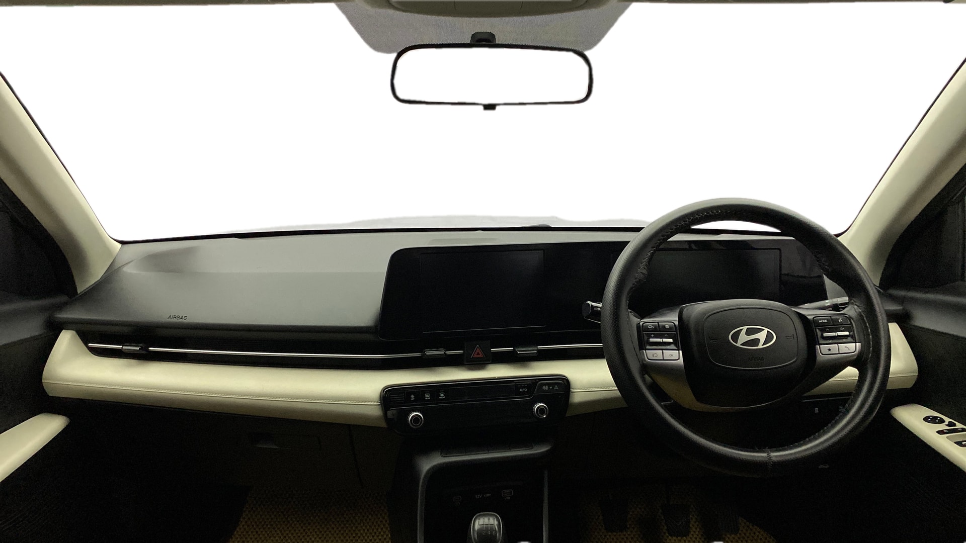View 2023 Hyundai Verna 1.4 VTVT E Image 16 Used 2023 Hyundai Verna 1.4 VTVT E Image 16