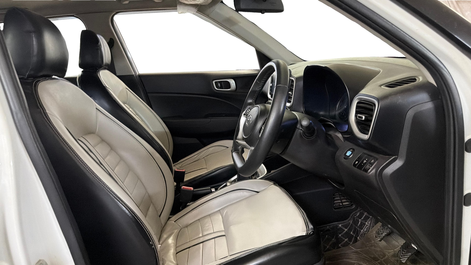 Used 2022 Hyundai Venue Used 2022 Hyundai Venue