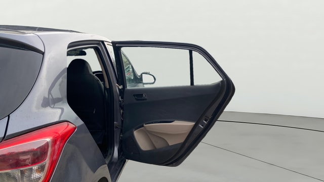 View Hyundai Grand i10 Image 7 Used Hyundai Grand i10 Image 7
