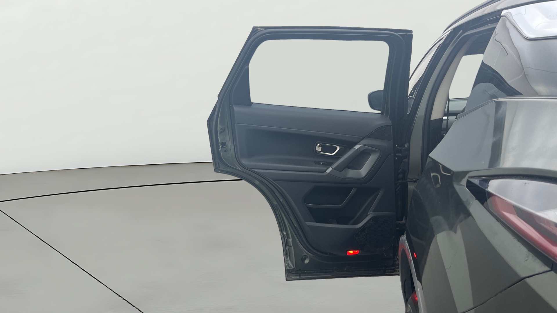 View 2021 Tata Harrier XZA Plus CAMO Edition Image 23 Used 2021 Tata Harrier XZA Plus CAMO Edition Image 23
