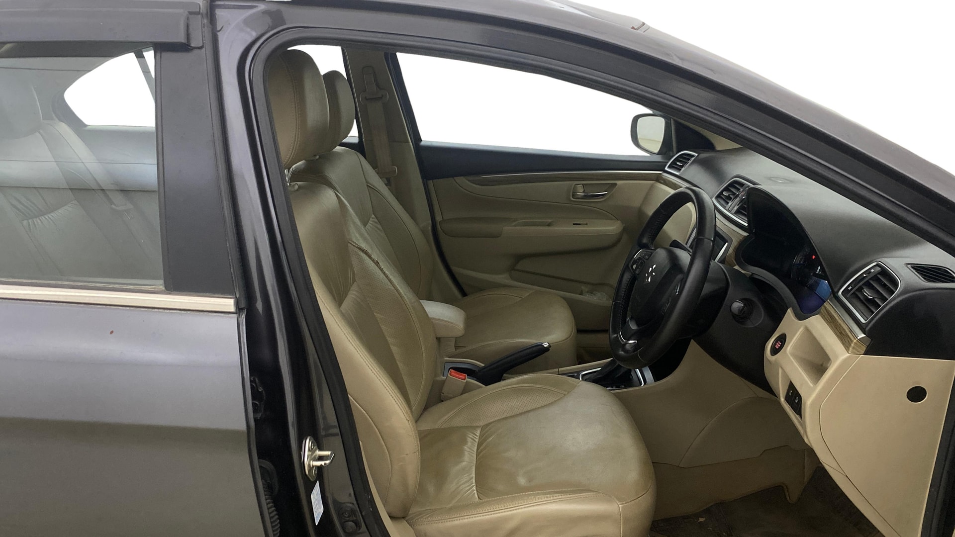 View 2022 Maruti Suzuki 1000 Base Variant Image 27 Used 2022 Maruti Suzuki 1000 Base Variant Image 27