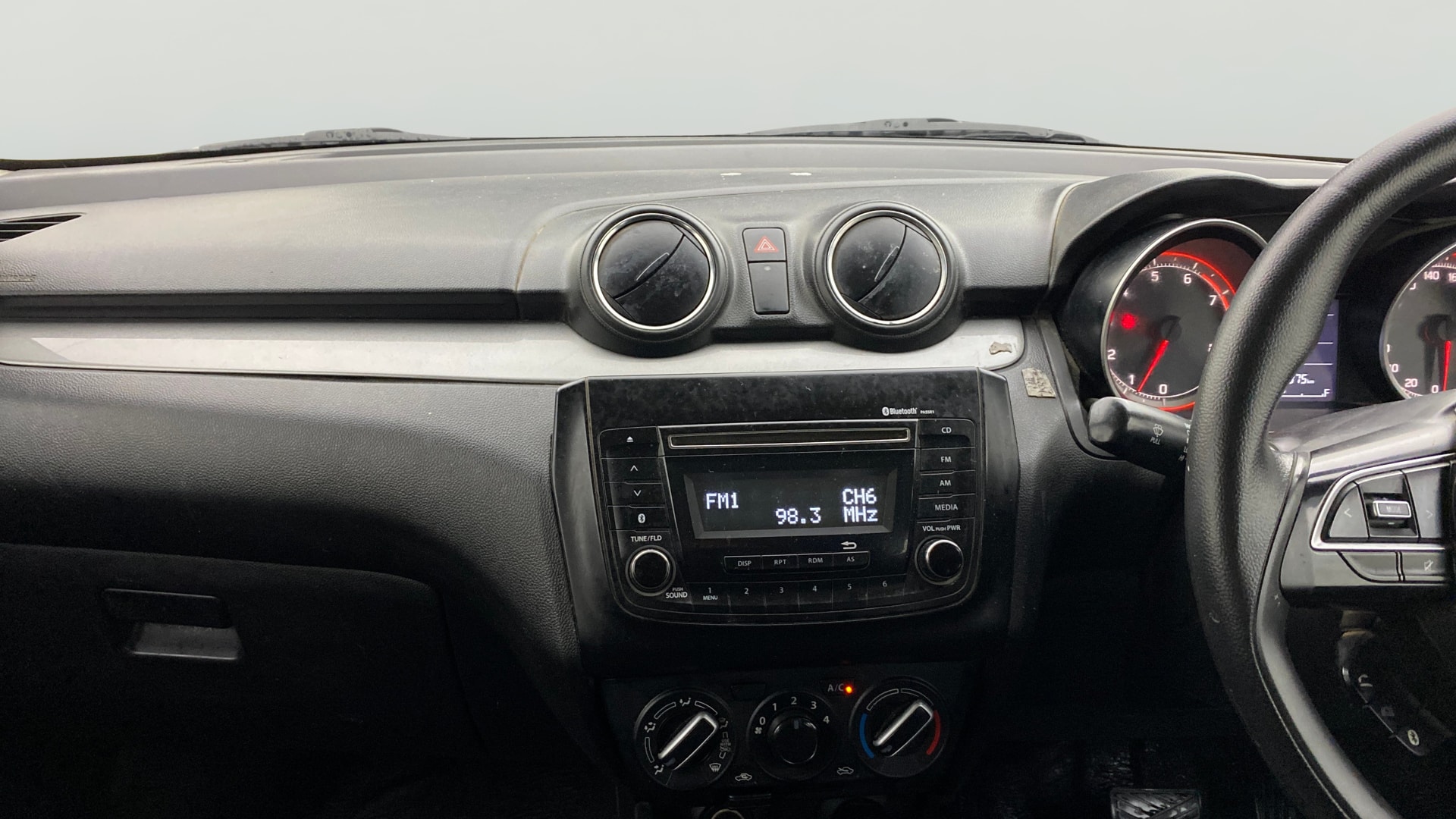View 2019 Maruti Suzuki 1000 Base Variant Image 17 Used 2019 Maruti Suzuki 1000 Base Variant Image 17