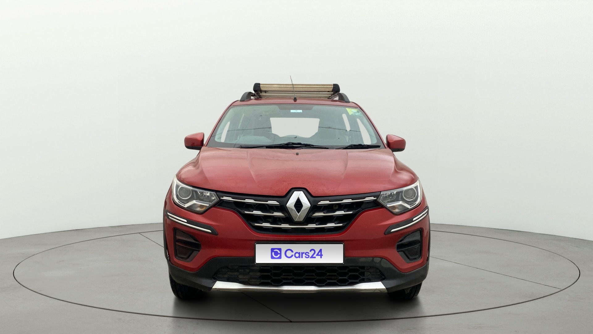 View 2019 Renault Triber RXT Image 1 Used 2019 Renault Triber RXT Image 1