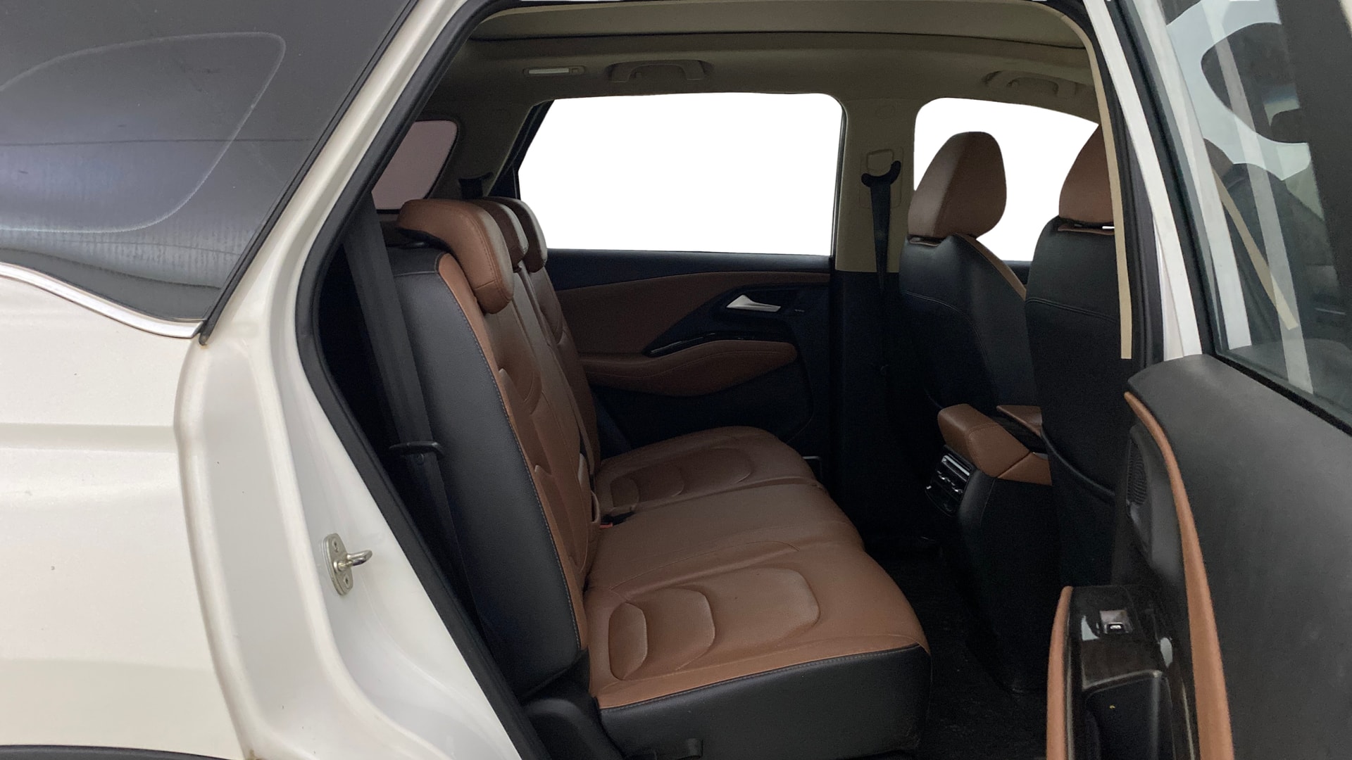 View 2024 MG Hector Plus Savvy Pro 7 Seater CVT Petrol Image 38 Used 2024 MG Hector Plus Savvy Pro 7 Seater CVT Petrol Image 38