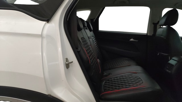 View MG Hector Image 29 Used MG Hector Image 29