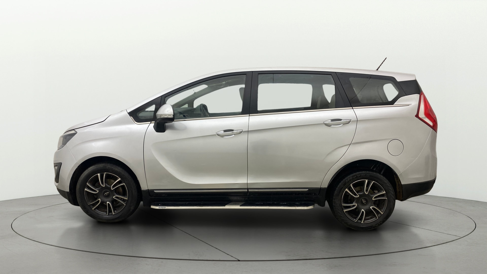 Used 2018 Mahindra Marazzo Used 2018 Mahindra Marazzo