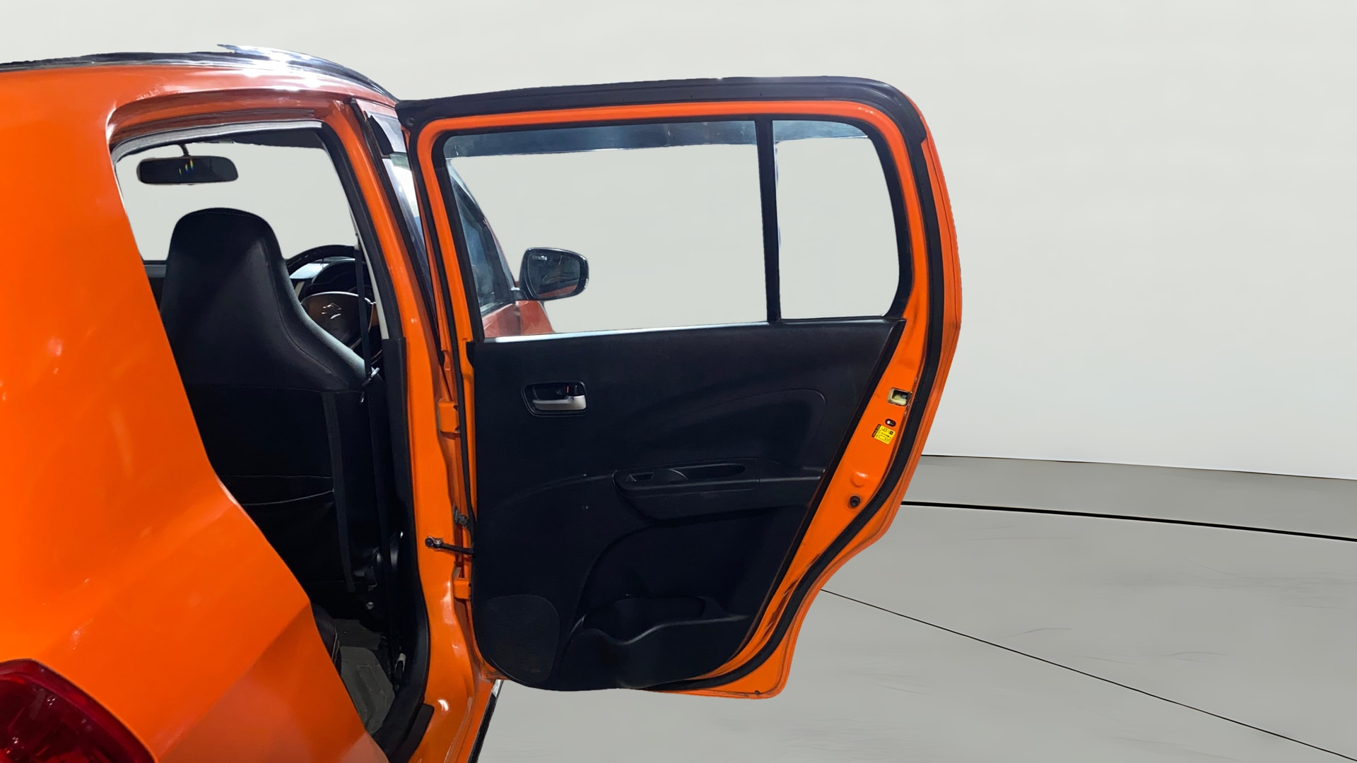 View 2019 Maruti Suzuki 1000 Base Variant Image 7 Used 2019 Maruti Suzuki 1000 Base Variant Image 7