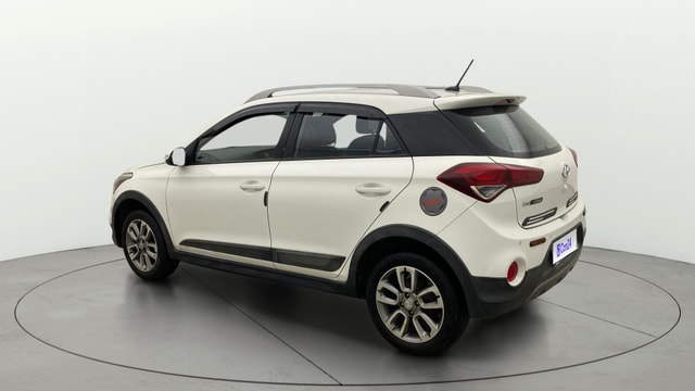 View Hyundai i20 Active Image 2 Used Hyundai i20 Active Image 2