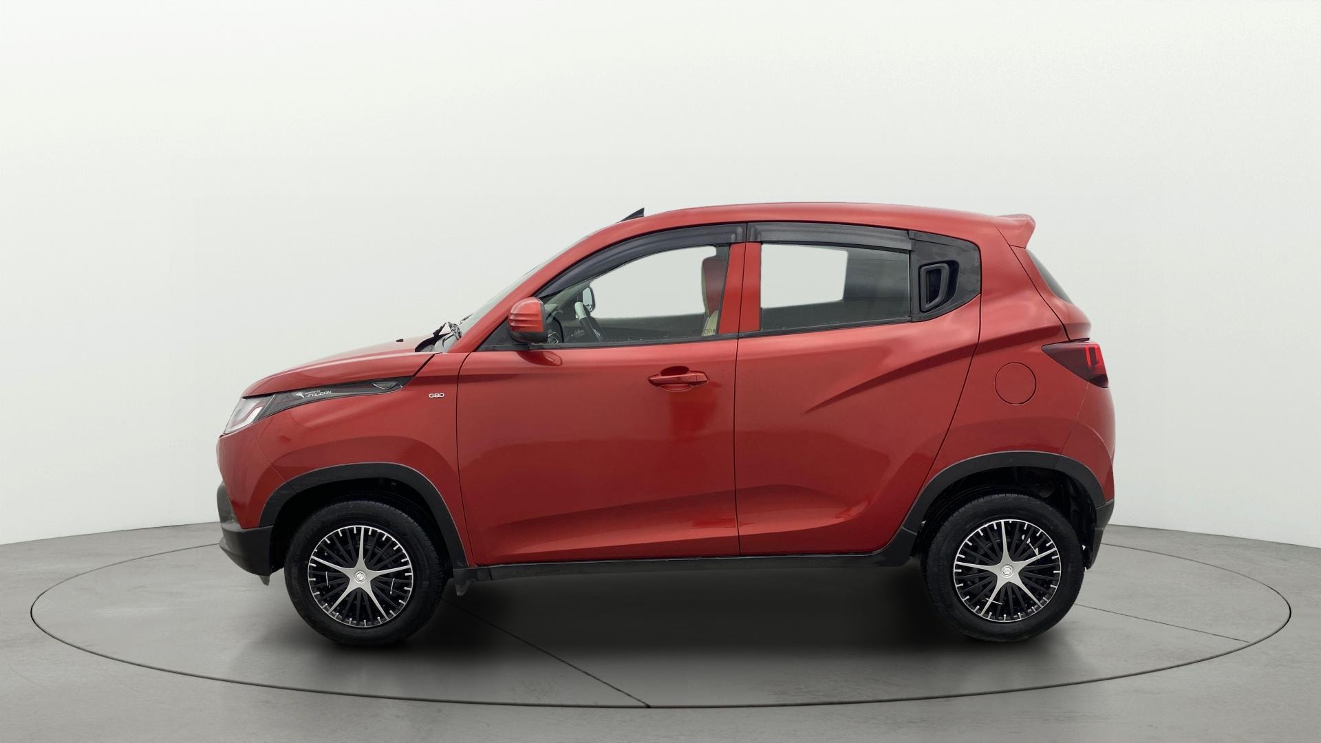 Used 2016 Mahindra KUV100 Used 2016 Mahindra KUV100