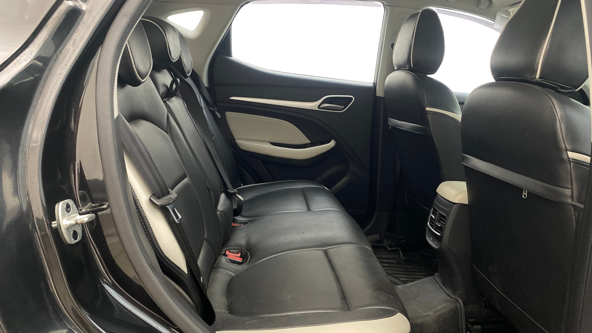 View 2023 MG Astor Sharp 1.5 CVT Image 31 Used 2023 MG Astor Sharp 1.5 CVT Image 31