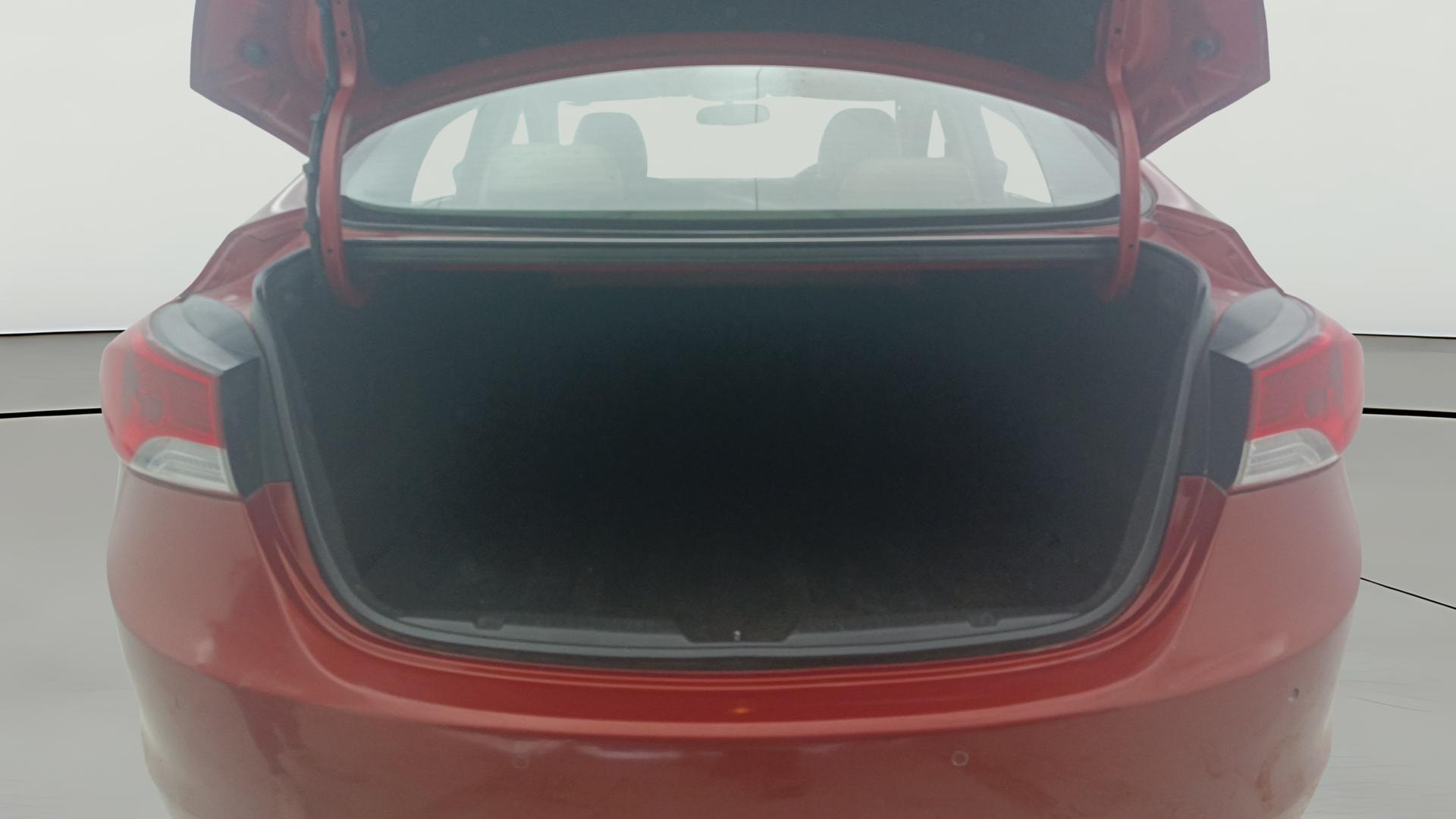 View 2013 Hyundai Elantra 1.6 CRDi S Image 40 Used 2013 Hyundai Elantra 1.6 CRDi S Image 40