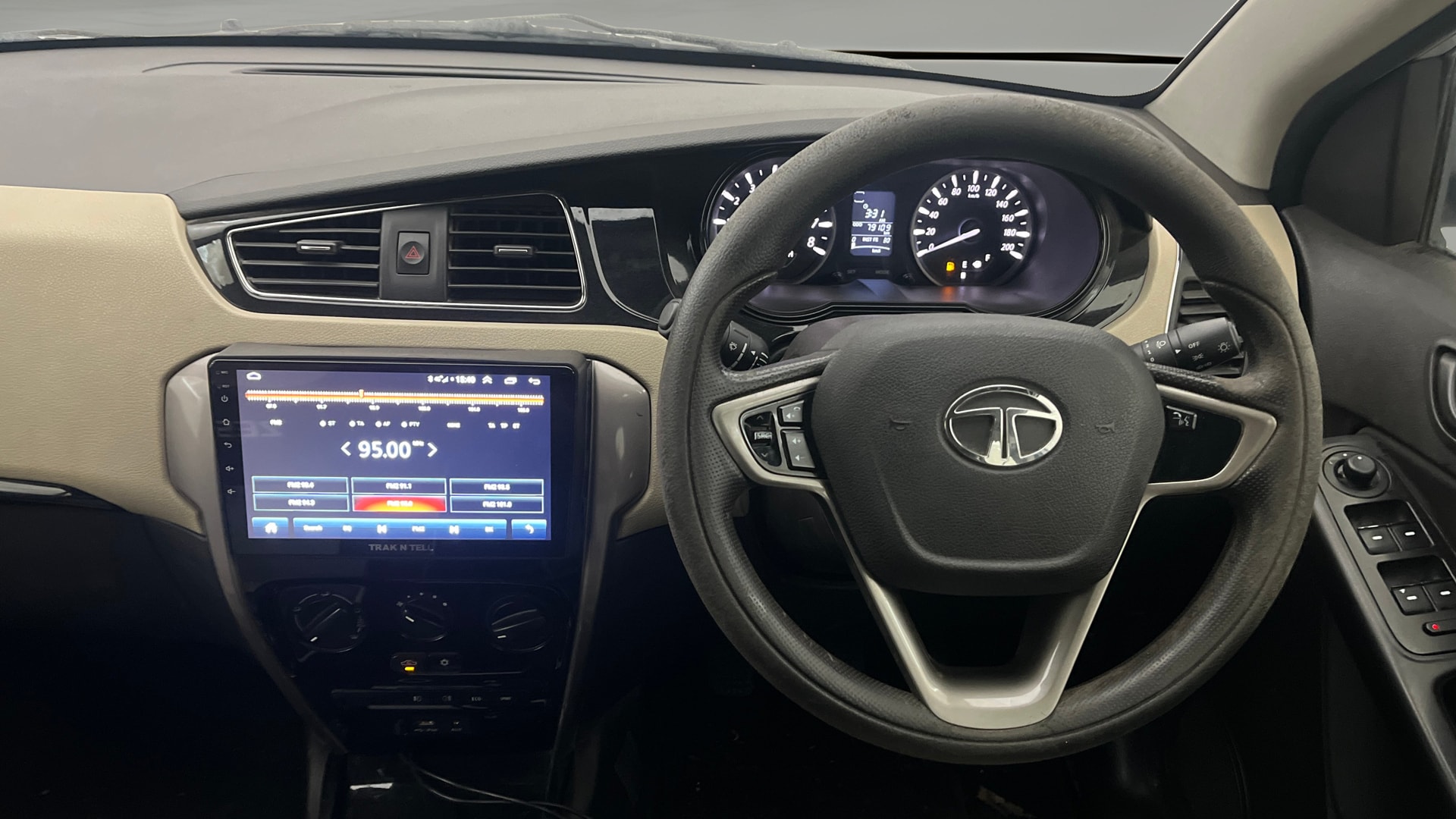 View 2016 Tata Zest XM Petrol Image 20 Used 2016 Tata Zest XM Petrol Image 20