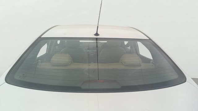 View Hyundai Fluidic Verna Image 4 Used Hyundai Fluidic Verna Image 4