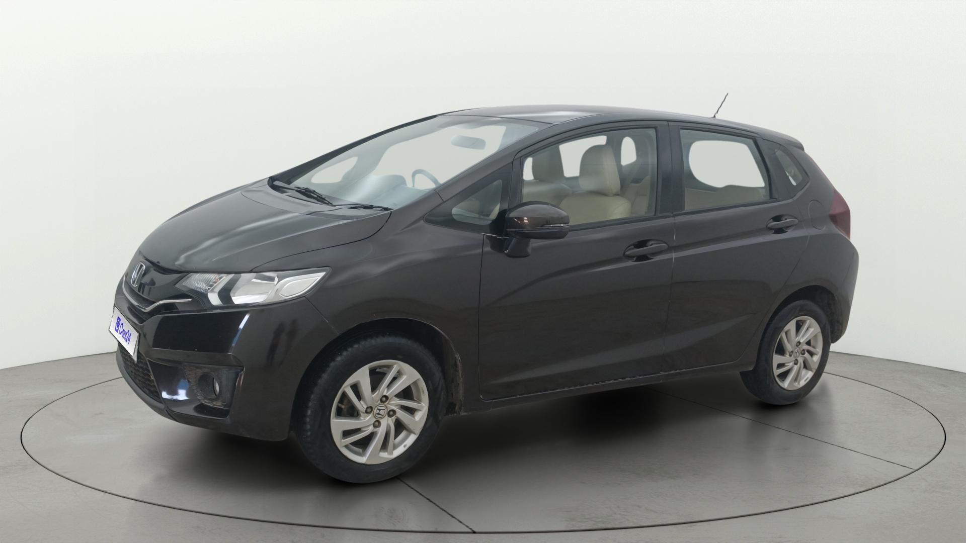 View 2018 Honda Jazz E MT Diesel Image 35 Used 2018 Honda Jazz E MT Diesel Image 35
