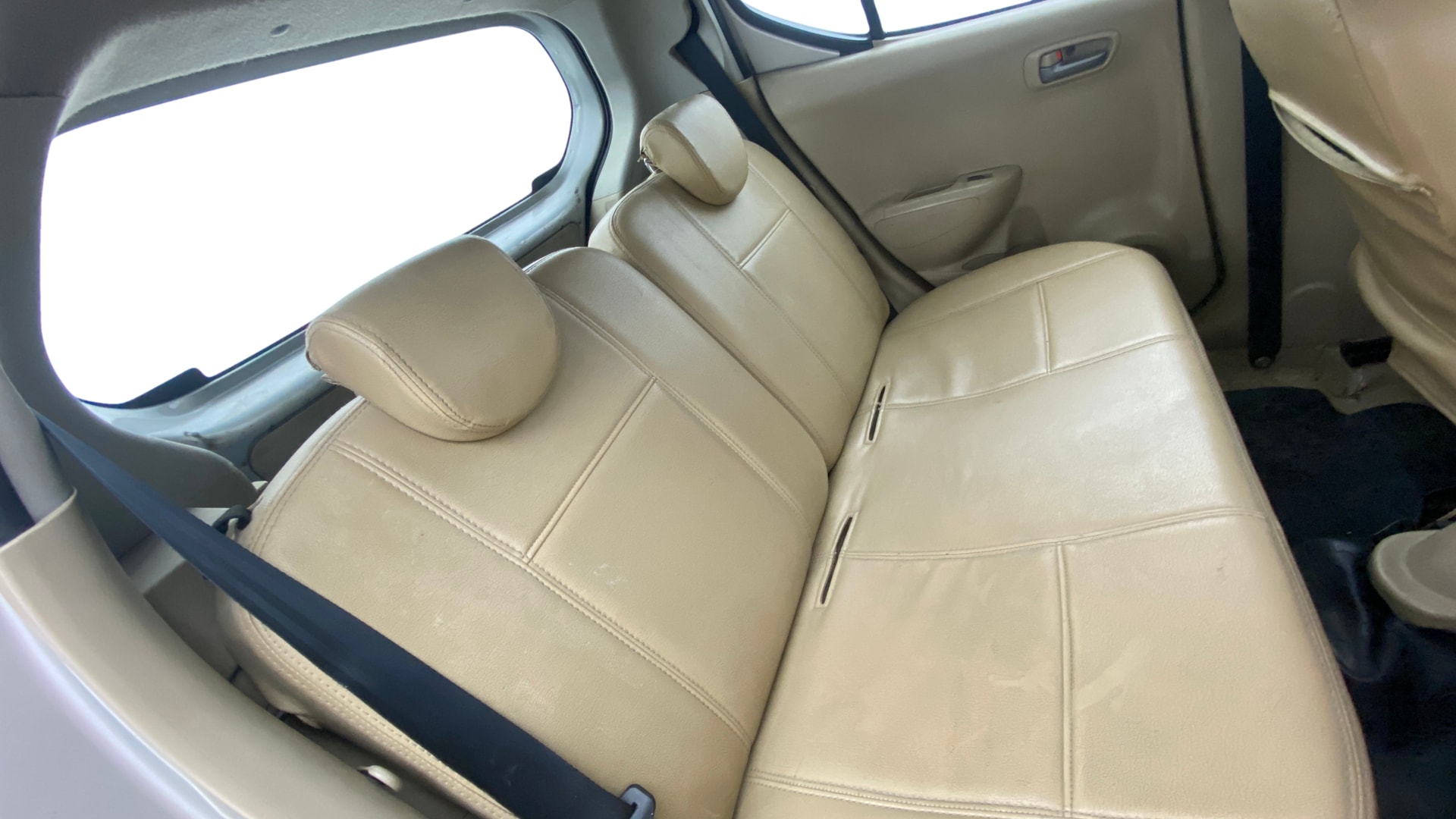View 2013 Maruti Suzuki 1000 Base Variant Image 28 Used 2013 Maruti Suzuki 1000 Base Variant Image 28
