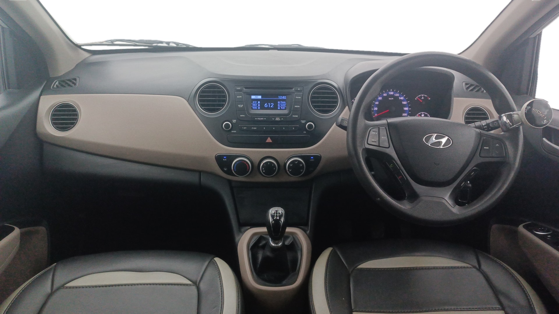 View 2014 Hyundai Xcent S Diesel Image 15 Used 2014 Hyundai Xcent S Diesel Image 15