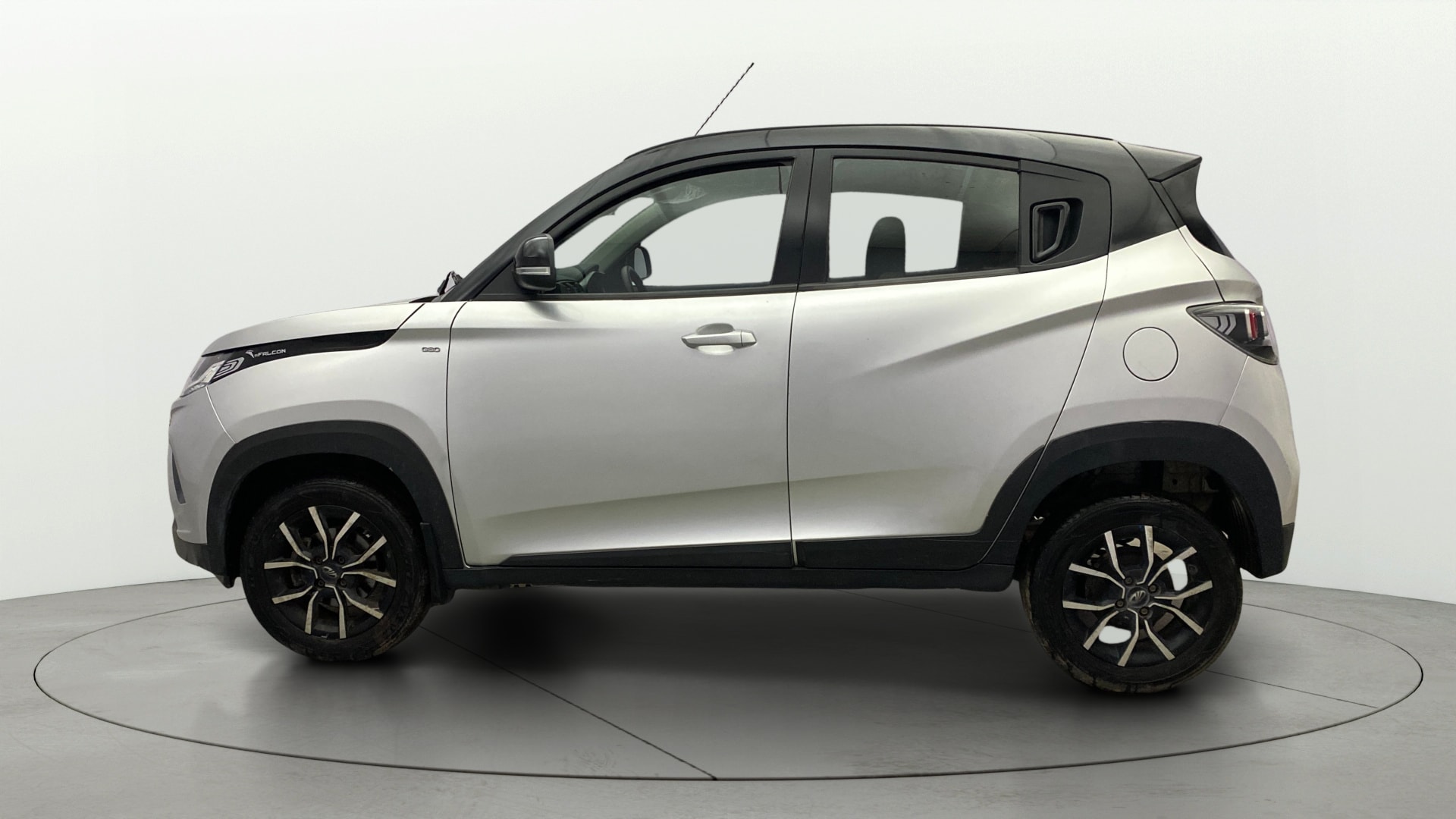 View 2020 Mahindra KUV100 K2 Petrol BS IV Image 5 Used 2020 Mahindra KUV100 K2 Petrol BS IV Image 5