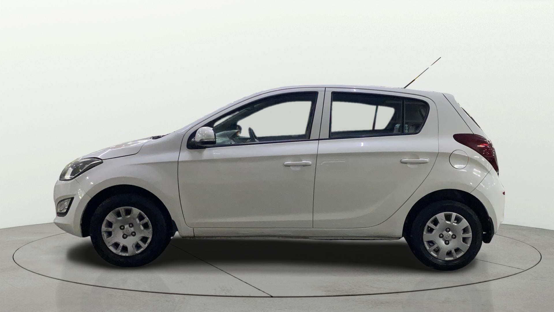 View 2014 Hyundai Elite i20 Magna 1.4 CRDI Image 24 Used 2014 Hyundai Elite i20 Magna 1.4 CRDI Image 24